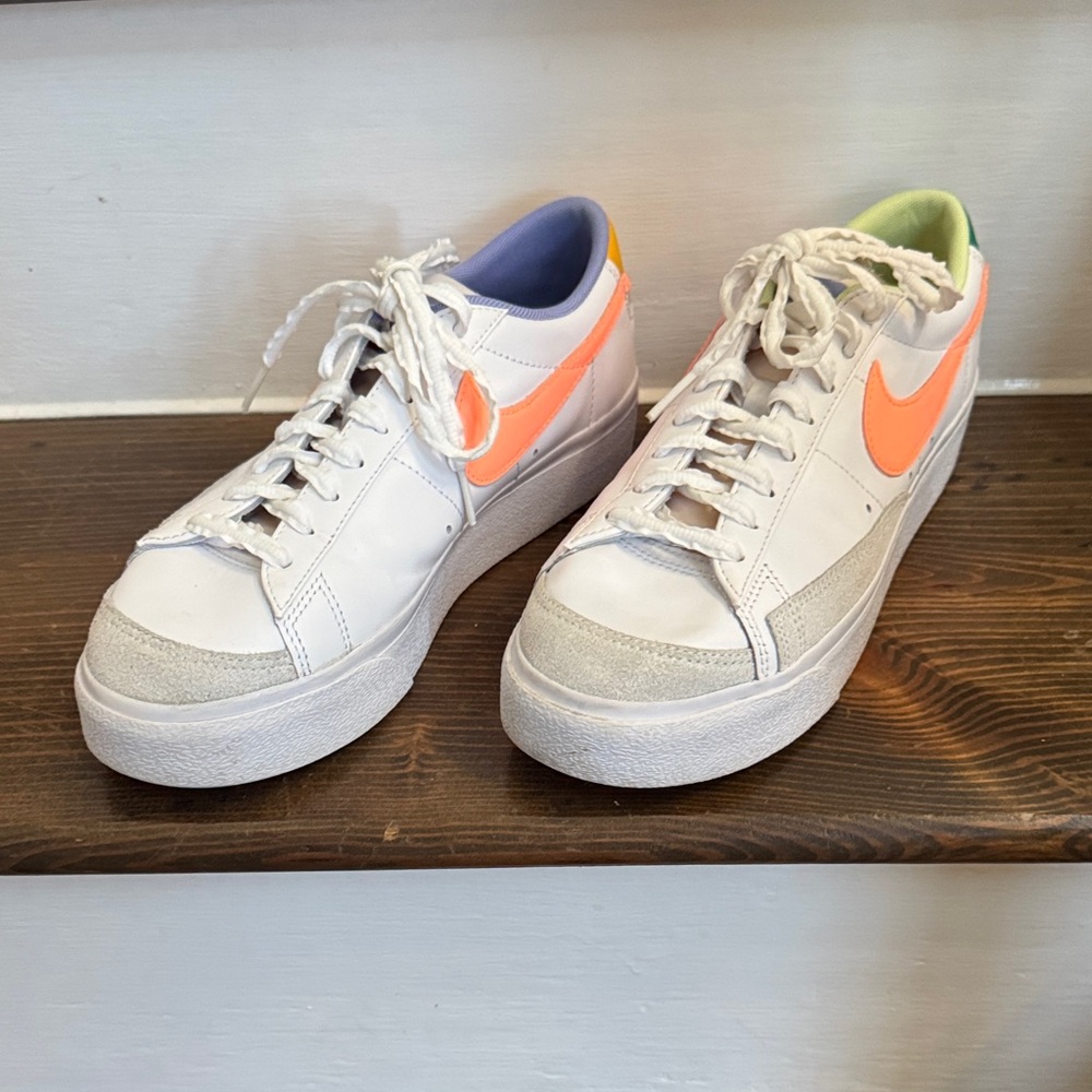 Nike White and Orange Low-Top Sneakers